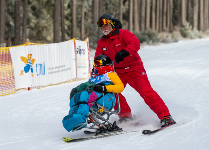 Para alpské lyžování + Snowboarding | Para alpine skiing + Snowboarding